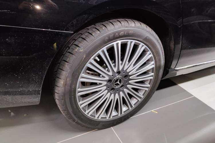 Used Mercedes-Benz E-Class 2023 Updated E 300 L Fashion Edition