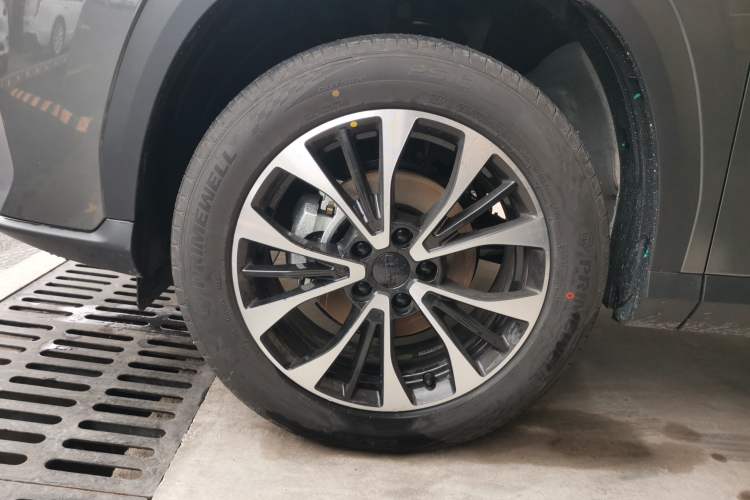 Used Geely Auto Emgrand X7 Sport 2026 Model 1.5TD Aspirational