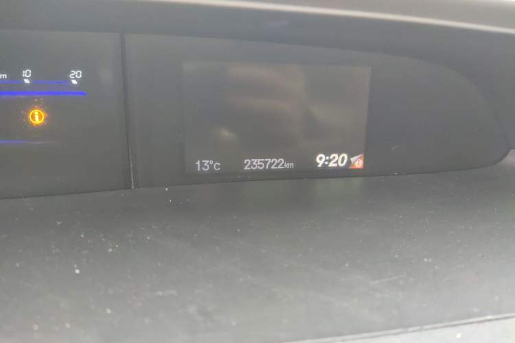 Used Honda Civic 2014 1.8L Automatic Classic Edition Odometer Close Up