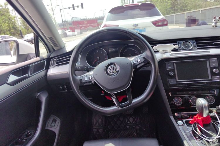 Used Volkswagen Magotan 2018 330TSI DSG Advanced Model
