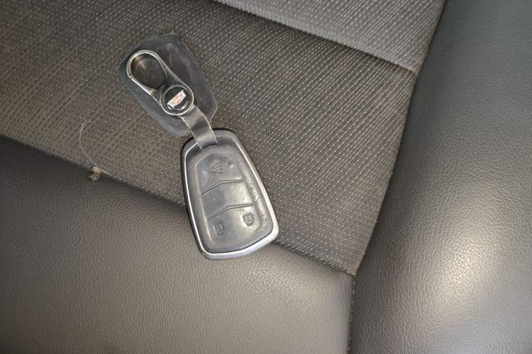 Used Cadillac XT4 2018 28T Two-Wheel Drive Tech Version