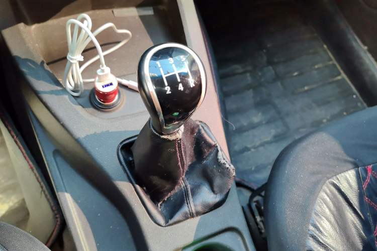 Used Wuling Hongguang 2015 1.5L S Base Model China IV