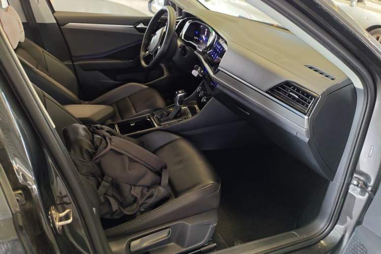 Used Volkswagen Sagitar 2021 280TSI DSG Comfort Connect Edition Right Front Seat