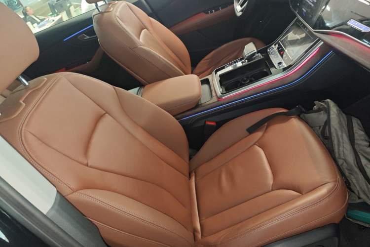 Used Audi Q7 2024 45 TFSI quattro S line Black Warrior Edition
