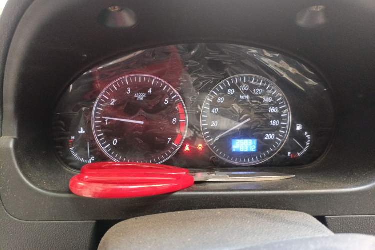 Used BAIC Changhe M50S 2015 1.4L revised economy-class K14B
