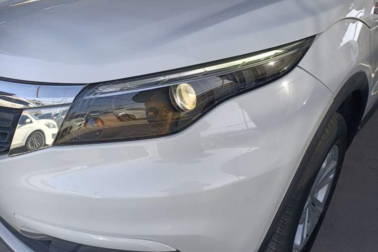 Used Qoros 5 2018 Revised Version 1.6T Automatic Leading Edition