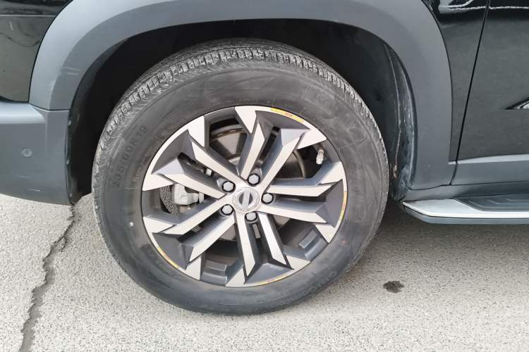 Used Haval DARGO 2022 1.5T DCT Two-Wheel Drive Mastiff Edition Left Front Wheel Hub