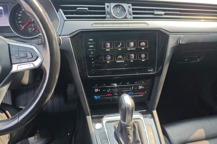 Used Volkswagen Magotan 2020 330TSI DSG Leading Model
