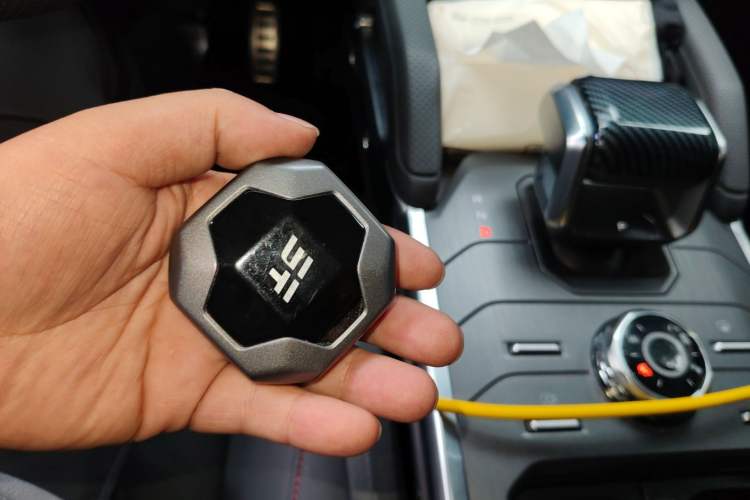 Used JETOUR Traveler C-DM 2024 C-DM 129KM Linye Edition Vehicle Key