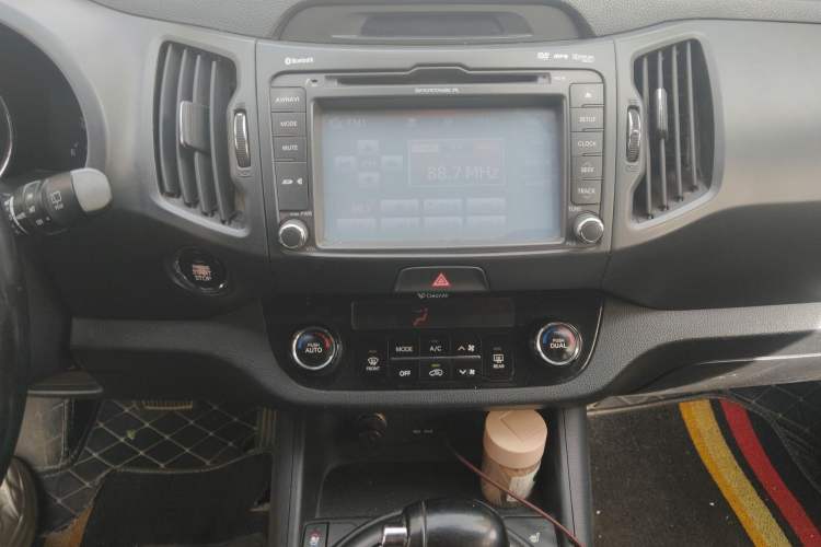 Used Kia Sportage R 2014 2.0L Automatic Two-Wheel Drive Premium Special Audio And AC Panel