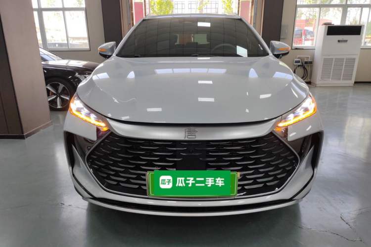 Used BYD Tang New Energy 2024 DM-i Glory Edition 112KM Prestige Model
