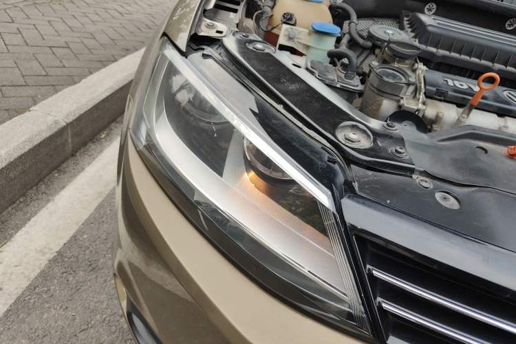 Used Volkswagen Sagitar 2014 Revised Version 1.6L Manual Comfort Edition