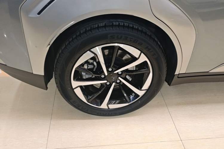 Used AION Y 2022 Plus 70 Smart Edition
