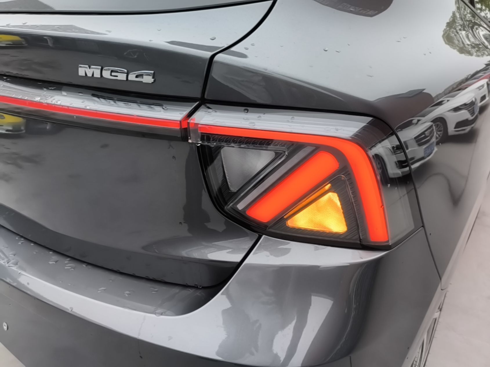 MG 4 EV 2026 Revised 437 Composed Edition — снимка 9