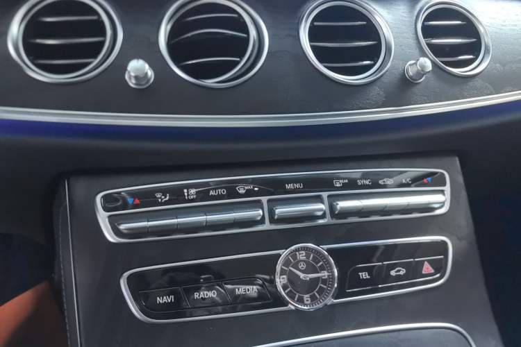 Used Mercedes-Benz E-Class 2019 E 300 L Sporty and Stylish Model