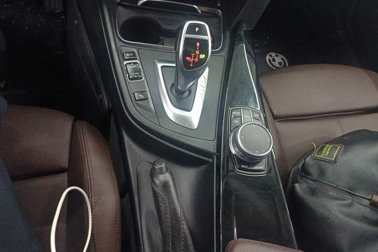 Used BMW 3 Series 2019 320Li M Sport Package Gear Lever