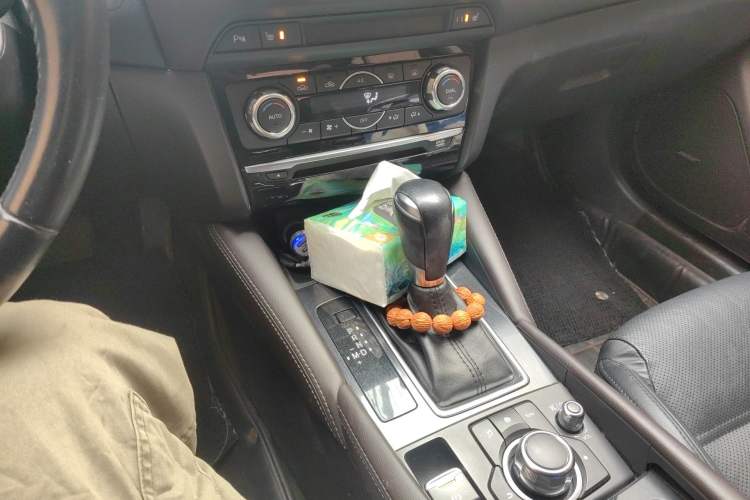 Used Mazda Atenza 2017 2.5L Blue Sky Prestige Edition Gear Lever