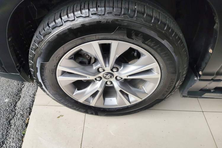 Used Toyota Highlander 2018 2.0T Four-Wheel Drive Elite Edition 7 Seats China V Standard Exterior 4