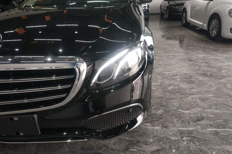 Used Mercedes-Benz E-Class 2018 E 200 L Sport Edition