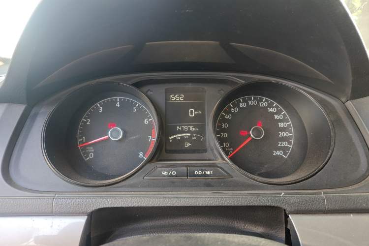 Used Volkswagen Lavida 2019 Lavida Start 1.5L Manual Fashion Edition China VI Standard Odometer Close Up