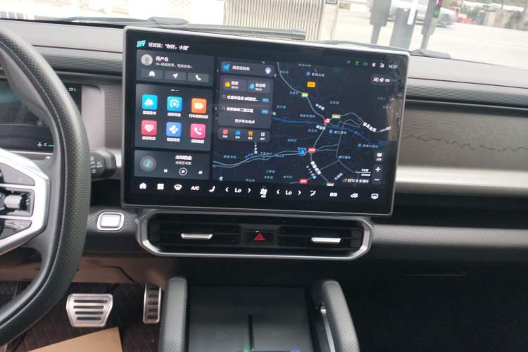 Used JETOUR Traveler 2023 2.0T Four-Wheel Drive Conqueror Audio And AC Panel