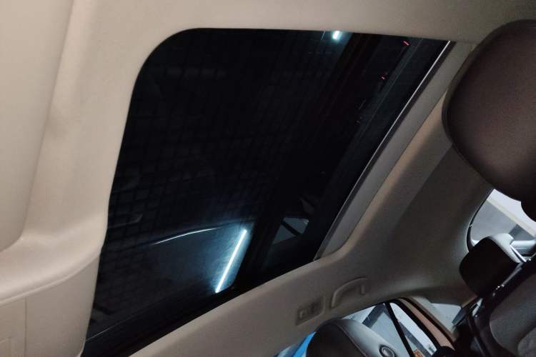 Used Volkswagen Tiguan X 2022 330TSI Two-Wheel Drive Enjoyment Version Headliner