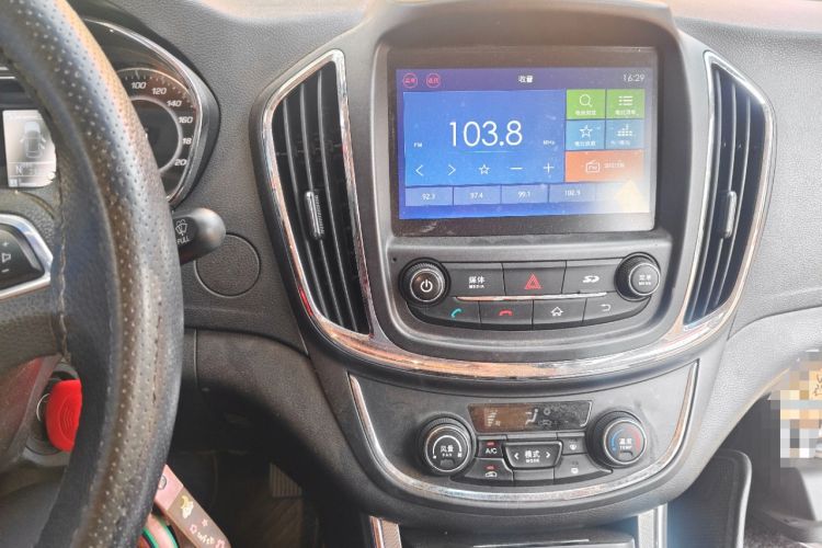Used Baojun 560 2016 1.8L iAMT Elite Edition
