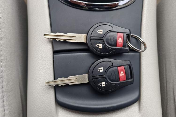 Used Nissan Tiida 2011 1.6L CVT Comfort Model Vehicle Key