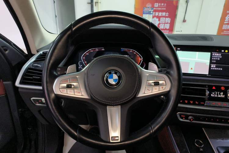 Used BMW X5 2022 Restyled xDrive 30Li Luxury Version M Sport Package
