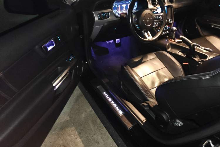 Used Ford Mustang 2020 2.3L EcoBoost Driver Seat