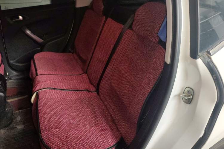 Used Peugeot 2008 2015 1.6L Automatic Playcool Edition
