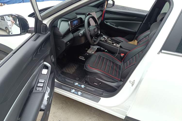 Used Geely Auto Emgrand X7 Sport 2023 Boyue COOL 1.5TD Smart Connect+ Driver Seat