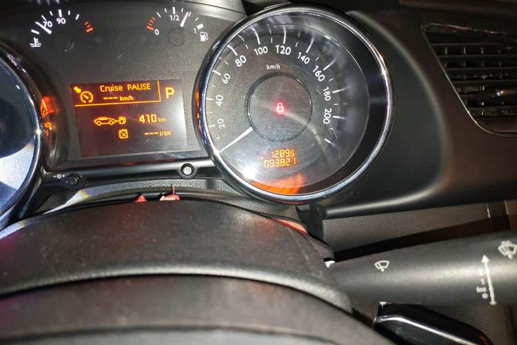 Used Peugeot 3008 2013 2.0L Automatic Trend Edition
