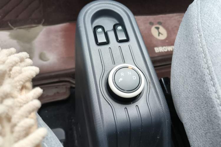 Used Wuling Hongguang MINIEV 2021 Macaron Premium Model – Lithium Iron Phosphate