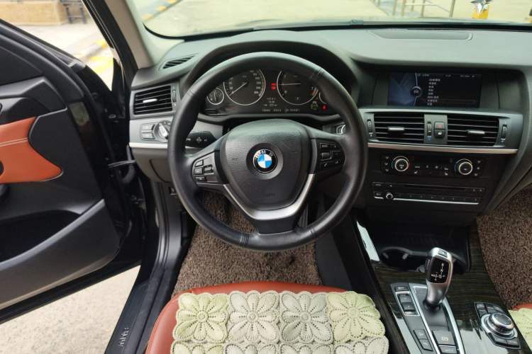 Used BMW X3 2011 xDrive28i Luxury Model