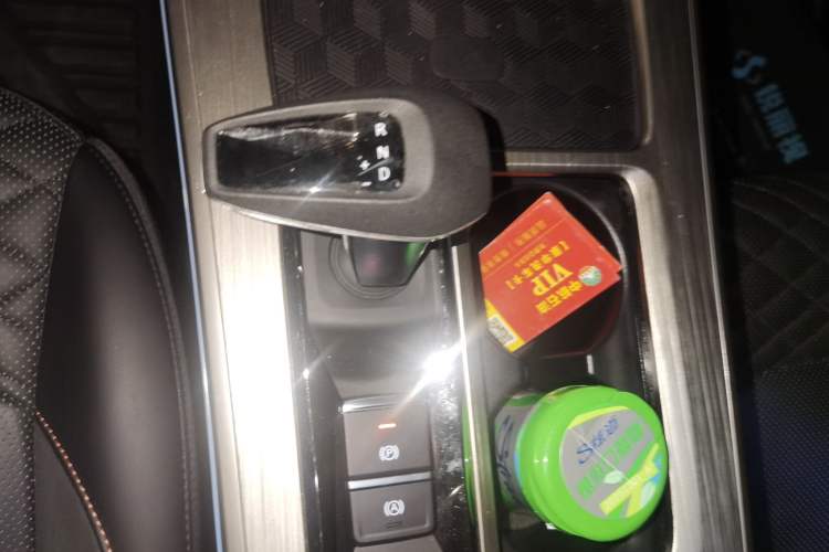 Used EXEED Lingyun 2021 400T Four-Wheel Drive Star Prestige Edition Gear Lever