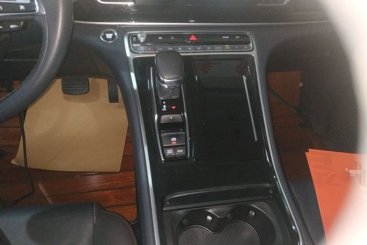 Used GAC Trumpchi M8 2021 Lingxiu Series 390T Deluxe Edition Gear Lever