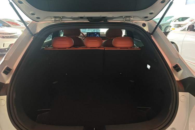 Used Deepal S05 2024 510 Plus Pure Electric Version Trunk