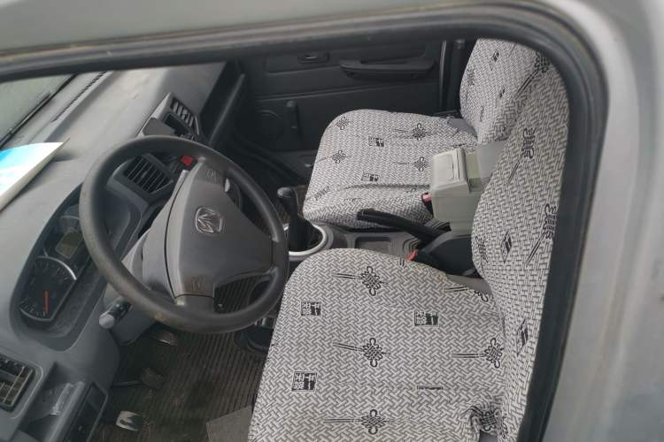 Used BAIC Weiwang 306 2011 1.3L base model 7 seats