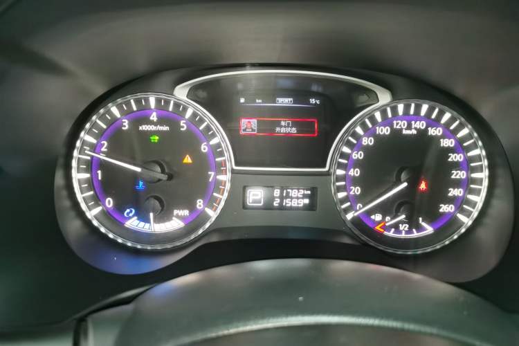 Used Infiniti QX60 2018 2.5 S/C Hybrid Two-Wheel-Drive Champion Family Edition
