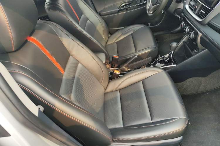 Used Toyota YARiS L Zhi Xuan 2022 X-Trail 1.5L CVT Luxury PLUS Edition Right Front Seat