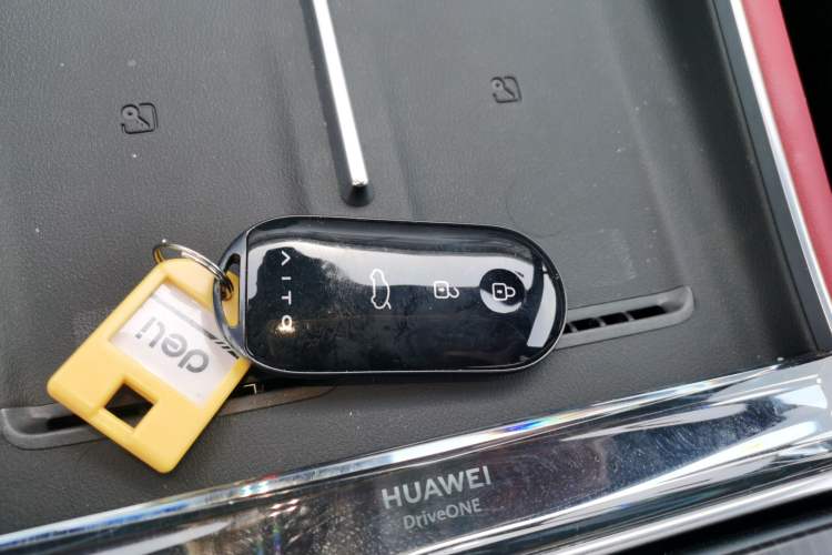 Used Hima AITO M5 2025 Extended-Range Ultra All-Wheel-Drive Version