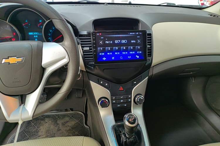 Used Chevrolet Cruze 2015 1.5L Classic SL MT