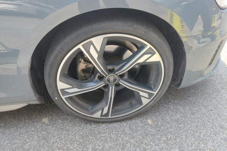 Used Audi A4L 2022 40 TFSI quattro RS Performance Package
