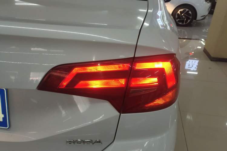 Used Volkswagen Bora 2018 1.5L Manual Fashion Model
