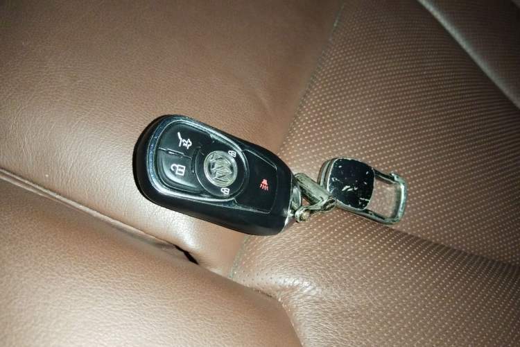 Used Buick Envision 2014 28T Four-Wheel Drive Luxury Model
