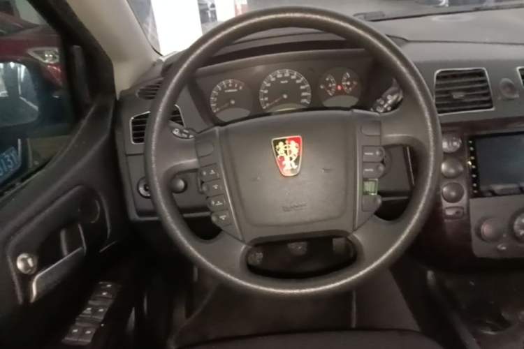 Used Roewe W5 2014 1.8T 2WD Manual Chiyu Special Edition
