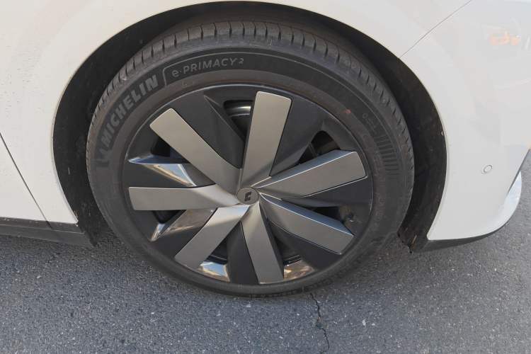 Used Li Auto i6 2025 Model Two-Wheel-Drive Standard Type