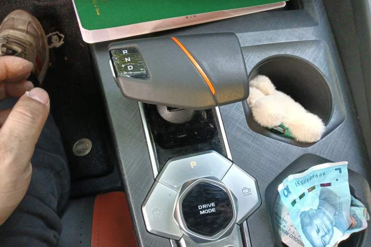 Used CHANGAN UNI-V 2023 1.5T Prestige Model