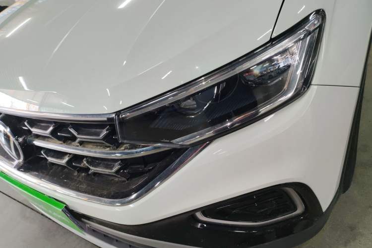 Used Volkswagen Tayron 2023 280TSI Two-Wheel-Drive Luxury Plus Advanced Version
